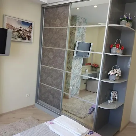 Sky House Exclusive Apartment